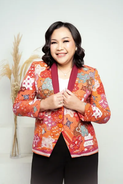 Blazer Batik Sekar Jagad Risma