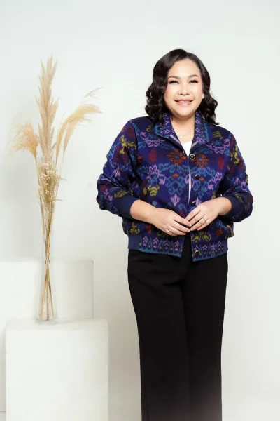 Jaket Bomber Batik Tenun Swasti