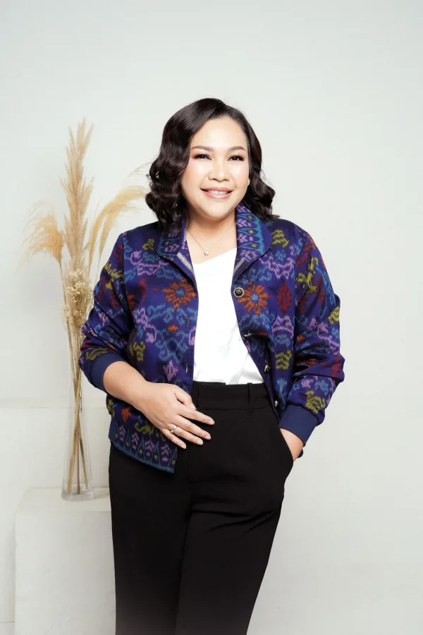 Jaket Bomber Batik Tenun Swasti - Image 2