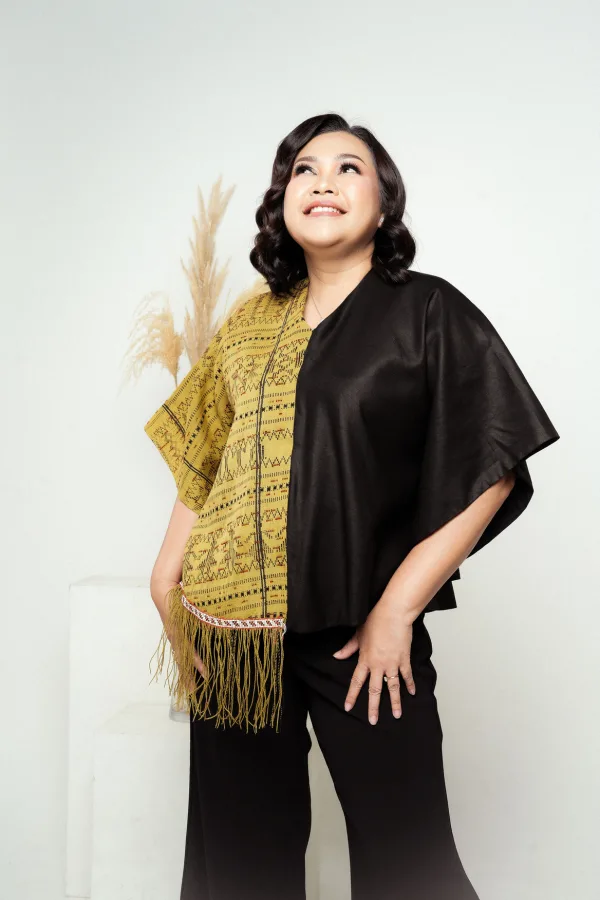 Blouse Ulos Sondang - Image 3