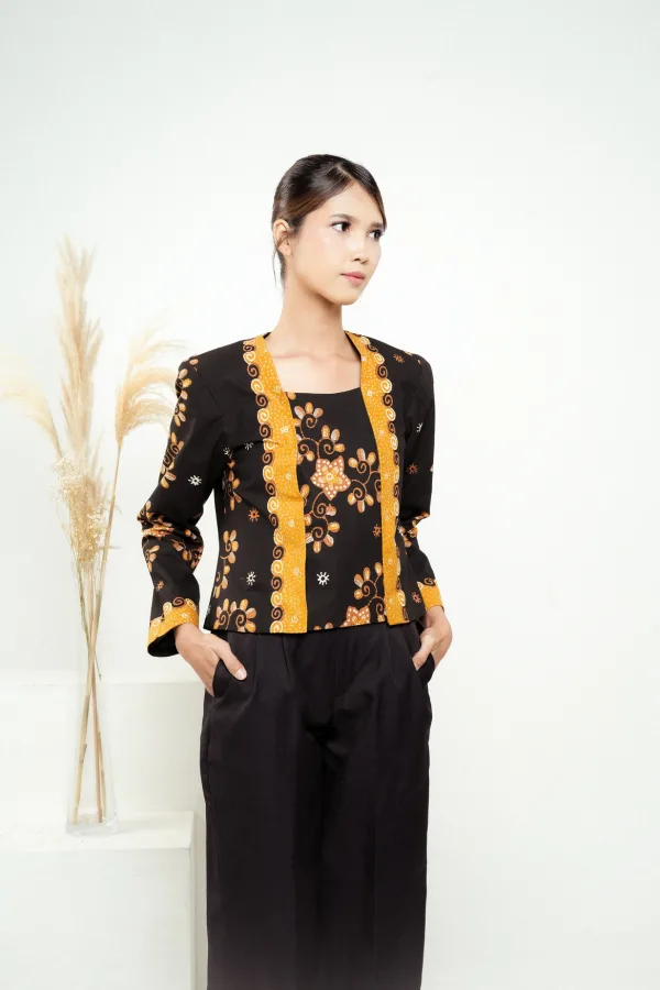 Kutubaru Batik Bunga Ningrum - Image 2