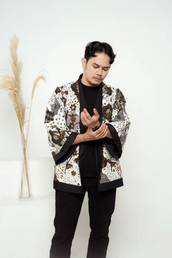 Kimono Batik Pria Wanita Galuh Gatotkaca (Unisex) - Image 3
